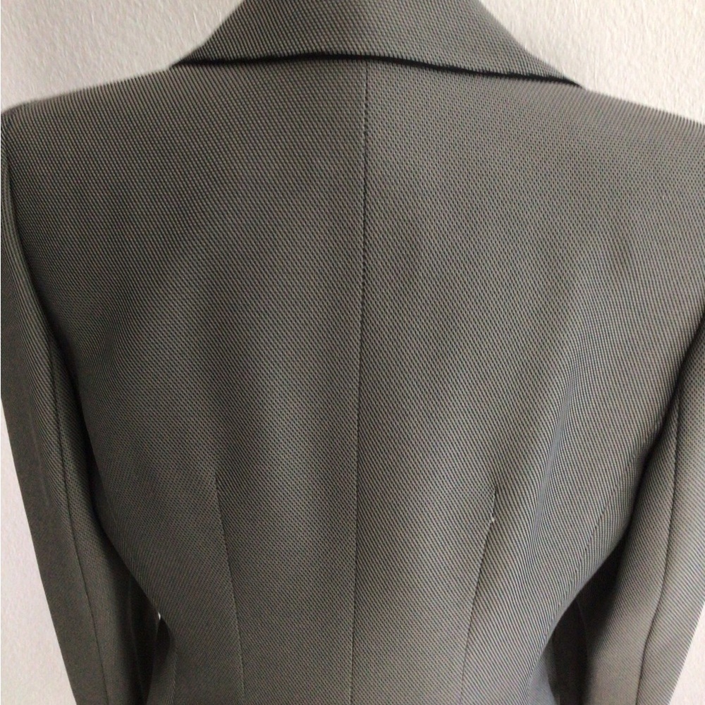 Kasper Black and White Women's Suit Set - Picture 4 of 7